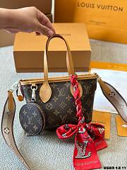 LV Pre-Owned 202 Two-way Bag Size 25CM - 5