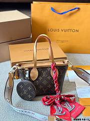 LV Pre-Owned 202 Two-way Bag Size 25CM - 4