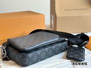 LV Trio Pochette (M69443) Size 25 x 18.5 x 7 cm - 5