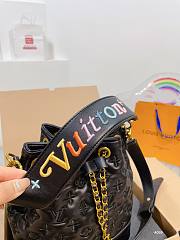 Louis Vuitton Bucket Black Bag Size 20 x 20 x 15 cm - 5