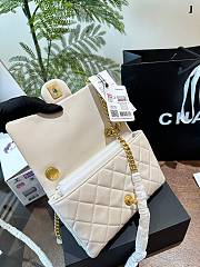 Chanel 23S Horse White Size 21CM - 4