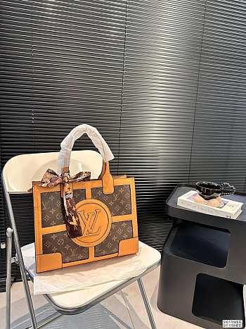 Louis Vuitton Tote Brown Bag Size 33x28x13cm