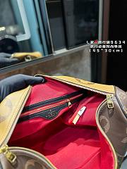 LV Keepall Bandoulière 50 Brown Size 27x20x45cm - 3