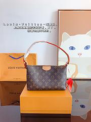 LV Pochette Tillet Pouch Brown Size 22 x 12x 5 cm - 2