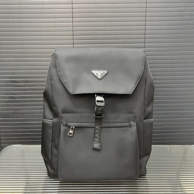 Prada LeNylon Black Backpack Size 32x42CM - 1