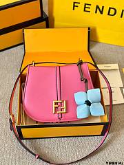 Fendi C'mon Medium Shoulder Pink Bag Size 25x20x7CM - 1