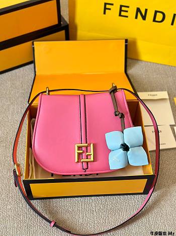 Fendi C'mon Medium Shoulder Pink Bag Size 25x20x7CM