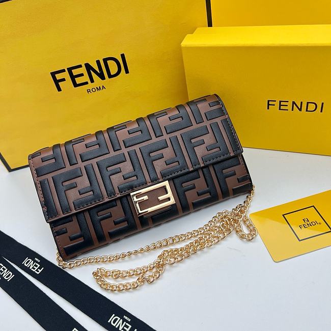 Fendi Brown Crossbody Bag Size 19CM - 1