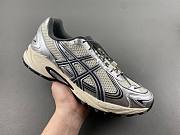 ASICS Gel-Kahana TR V4 Silver White 1203A497-200 - 3