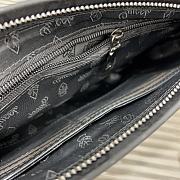 Gucci Hand Clutch Black Bag 25CM - 3
