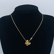 Van Cleef Two Butterfly Pendant Gold - 1