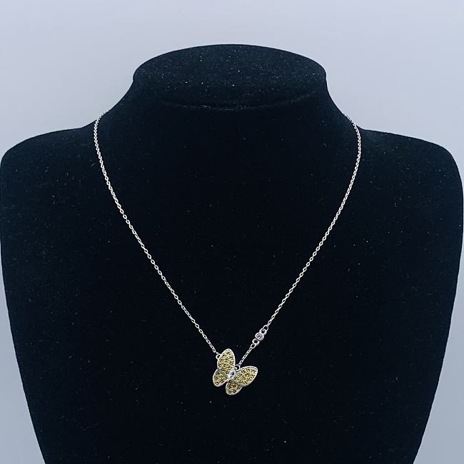 Van Cleef Two Butterfly Pendant White Gold - 1