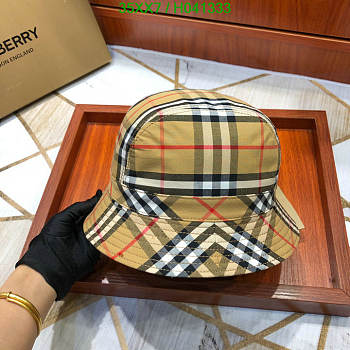 Burberry Big Brim Hat H041333