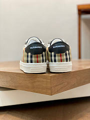 Burberry Sneaker 49DD - 4