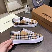 Burberry Sneaker 299F - 6