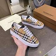 Burberry Sneaker 299F - 5