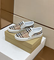 Burberry Sneaker 0599 - 5