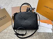 Louis Vuitton Petit Palais Monogram Black 29x18x12cm - 5