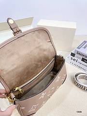 Louis Vuitton Diane Cream Size 24x15x9cm - 5