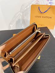 LV Clutch Wallet Plaid Pattern Brown 10x20x2cm - 5