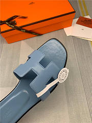 Hermes Oran Sandal Navy Leather - 3