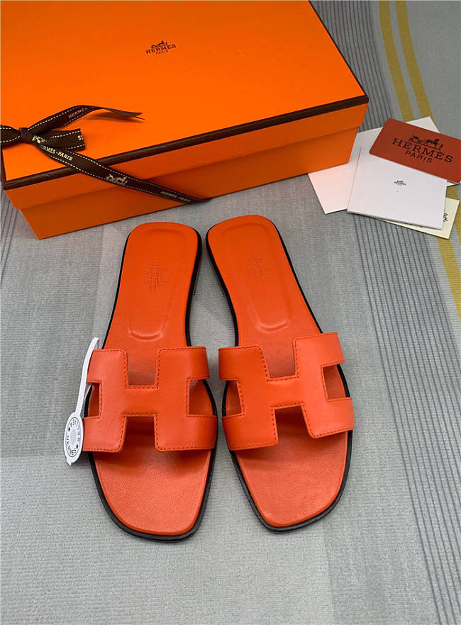 Hermes Oran Sandal Orange Leather - 1
