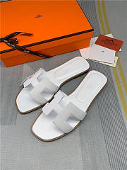 Hermes Oran Sandal White Leather - 2