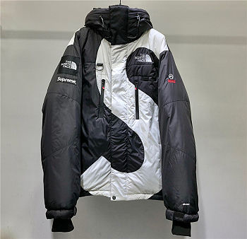 Supreme x The North Face White Black 