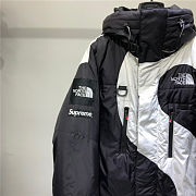 Supreme x The North Face White Black  - 5