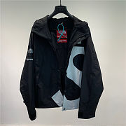 Supreme x The North Face Black S White - 4