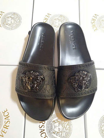Versace Palazzo Medusa-Plaque Slides Black