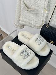 Chanel Fur Slide White - 4