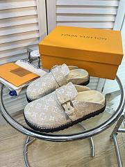 Louis Vuitton Cosy Flat Comfort Clog Cream 1AB3OQ - 6