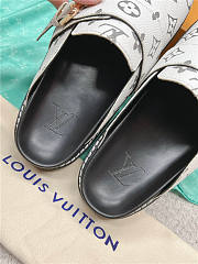 Louis Vuitton Flat Comfort Clog White - 3