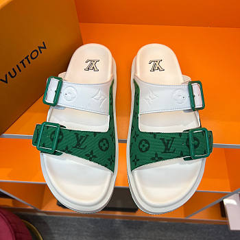 Louis Vuitton Slide Brown 03