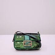 Fendi Baguette Bag Green 6348 Size 19.5x5x11cm - 1