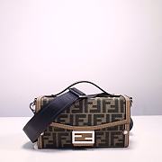 Fendi Baguette Soft Trunk Size 21x13x6CM - 2