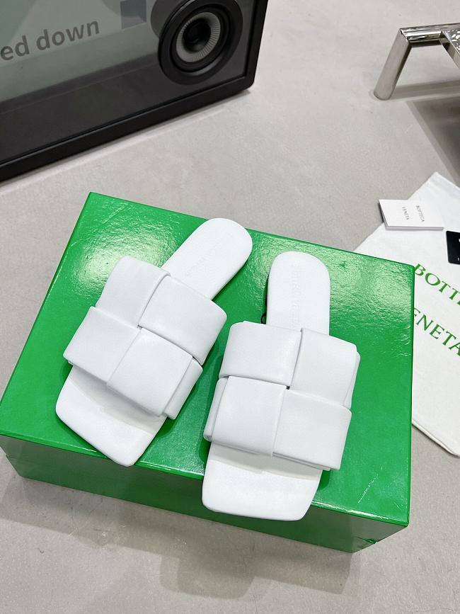 Bottega Veneta Patch Flat Mules White - 1