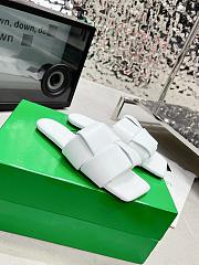 Bottega Veneta Patch Flat Mules White - 4