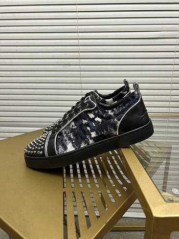 Christian Louboutin Sneaker Louis Spikes Junior 032#326