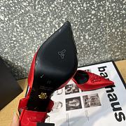 Versace La Medusa 12mm Slingback Pumps Red - 6