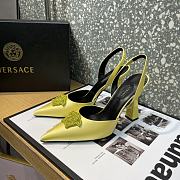 Versace La Medusa 12mm Slingback Pumps Yellow - 1
