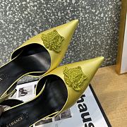 Versace La Medusa 12mm Slingback Pumps Yellow - 4