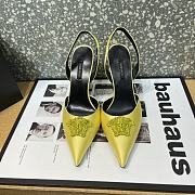 Versace La Medusa 12mm Slingback Pumps Yellow - 3