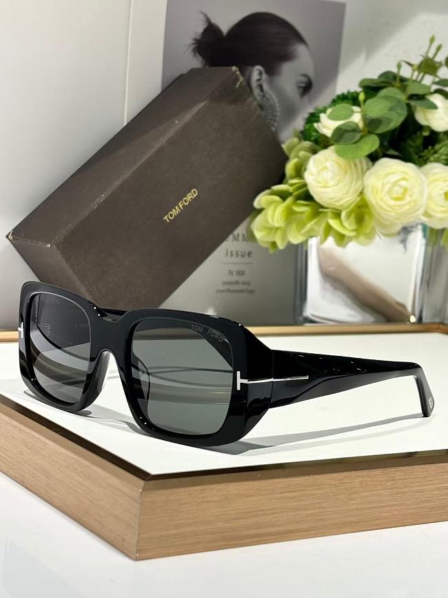 Sunglasses Tom Ford Ryder Black TF 1035 - 1