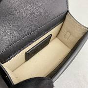 Jacquemus Mini Bag 2056 Black Size 11x5x6.5cm - 5
