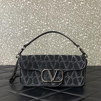 Valentino Garavani Black Bag Size 27x13x6cm