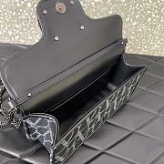 Valentino Garavani Black Bag Size 27x13x6cm - 2