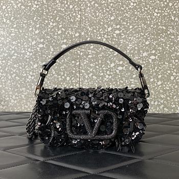 Valentino Garavani Mini Loco 3D Black Size 19x10.5x5cm