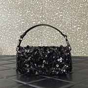 Valentino Garavani Mini Loco 3D Black Size 19x10.5x5cm - 2